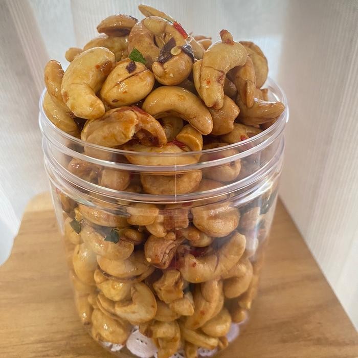 

BARANG TERLARIS KACANG MEDE PEDAS MANIS camilan enak Toples Food