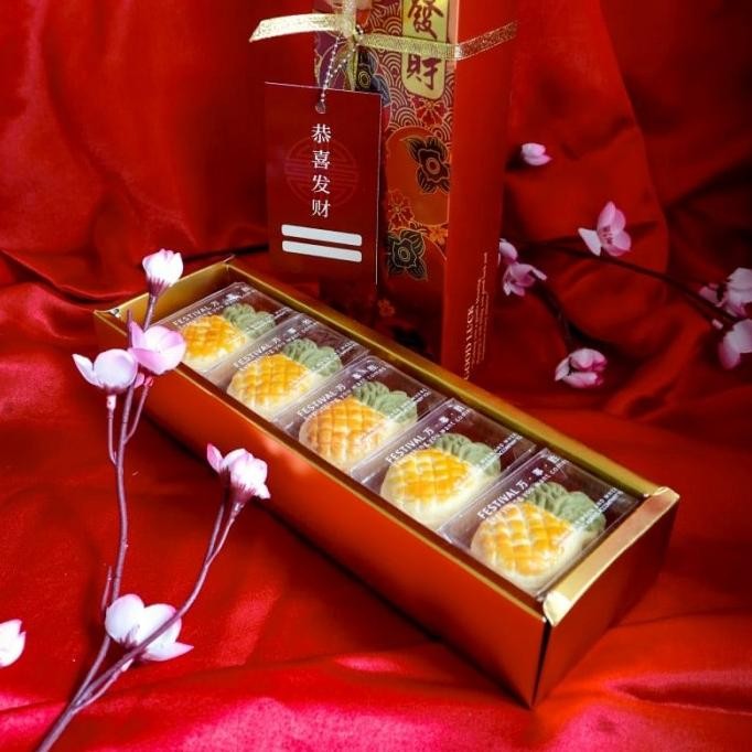 

Sale Hampers / Parsel / Nastar Taiwan / Nastar Jumbo Cny Imlek Isi 10Pcs