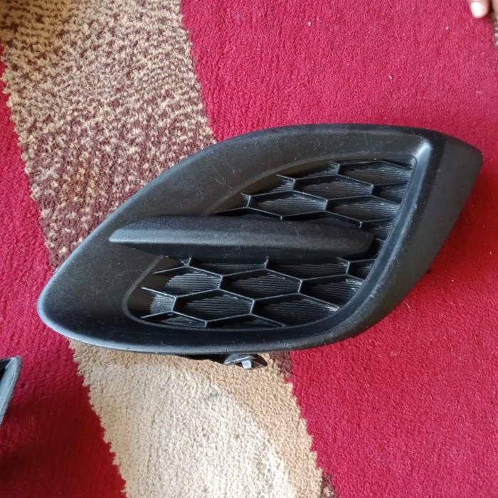 cover foglamp Mazda 2 th.2012 original