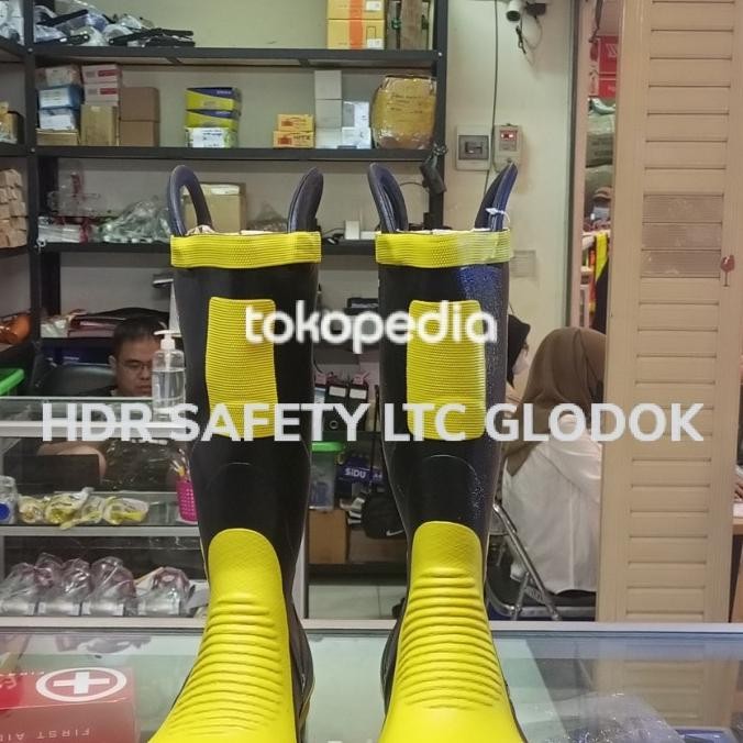 Promo SEPATU BOOT PEMADAM KEBAKARAN ORIGINAL HARVIK COD