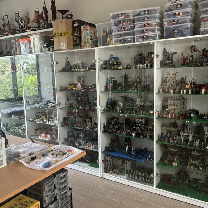 lemari pajangan tas/lemari kaca/lemari minimalis mewah/rak tas TT