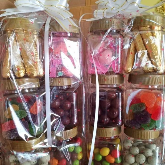 

Paketan Parsel Coklat Dan Permen