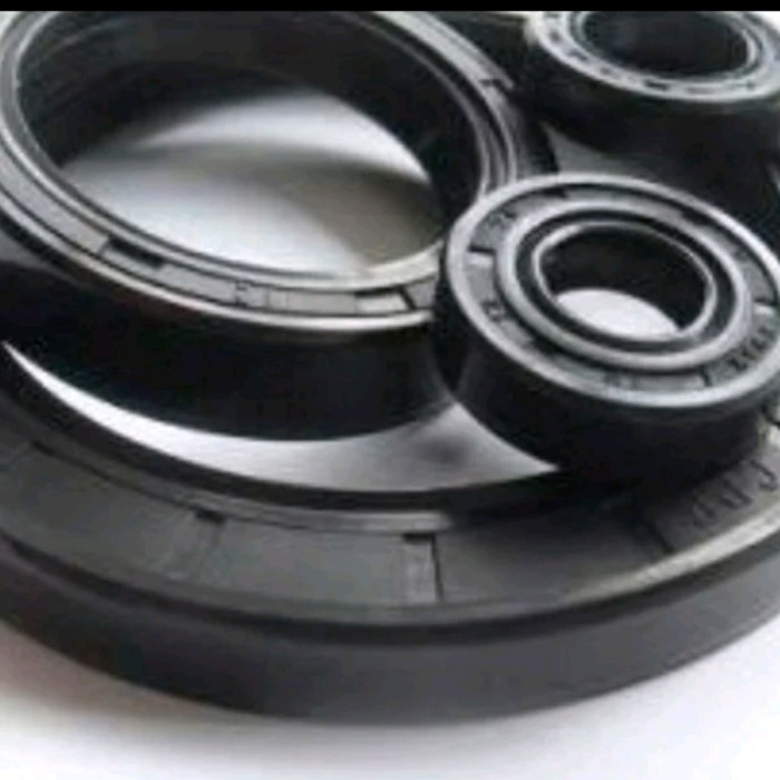 hanya disini] Oil Seal TC 12 30 7