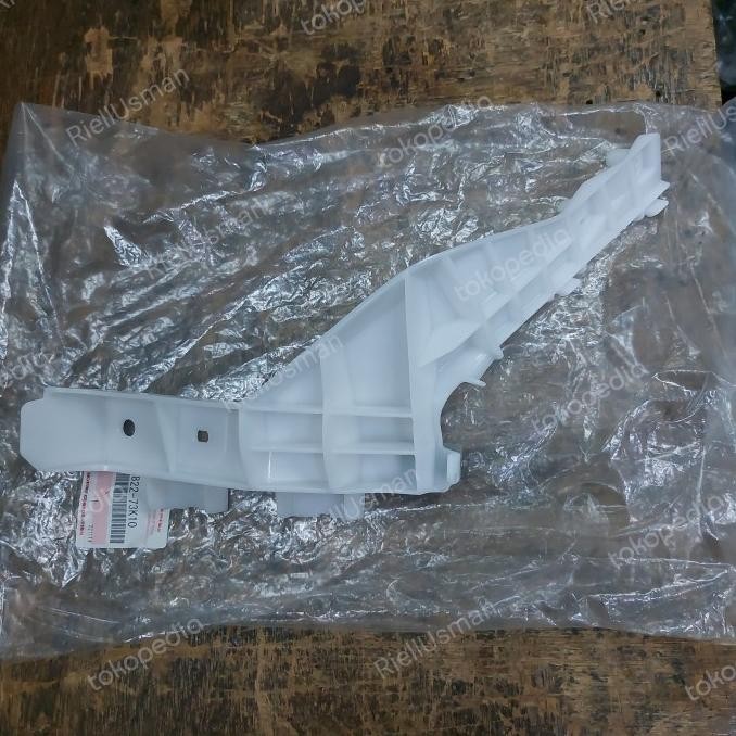 Breket Bemper Belakang Suzuki Swift St/Gt Best Selling