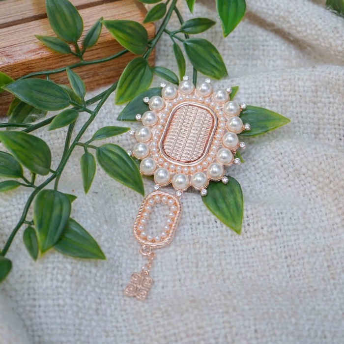 RESTU ANGGRAINI - TRIJATA BROOCH