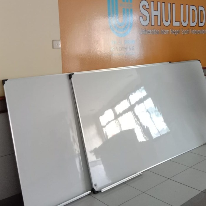 

whiteboard formica 120 x 240 (dihapus tak berbekas))