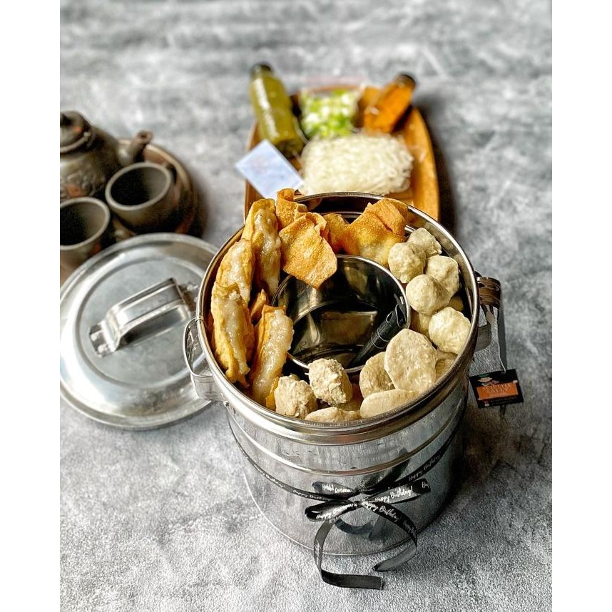 

New Bakso Dandang Termasuk Dandangnya