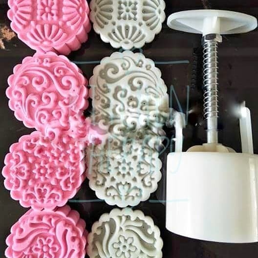 

BEST SELLER CETAKAN MOONCAKE KIPAS 100GR
