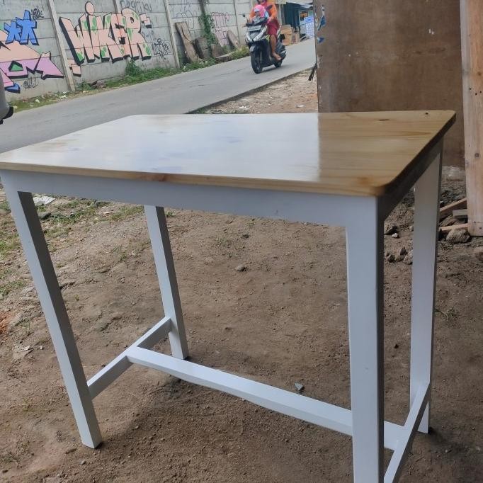 

New Meja Bakso Kaki Putih
