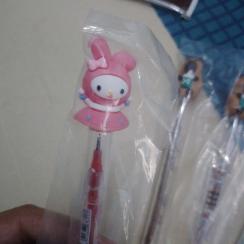 

Pensil karakter anak / Pensil susun