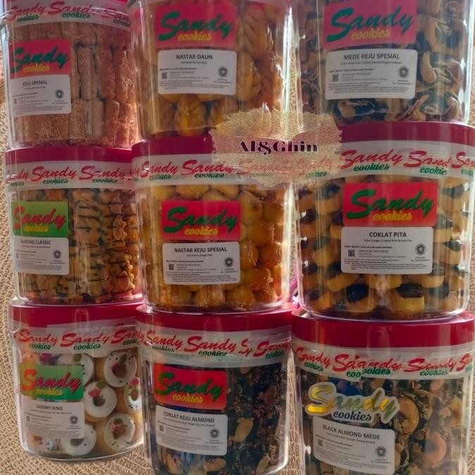 

Sandy cookies kiloan kue kering lebaran YAN