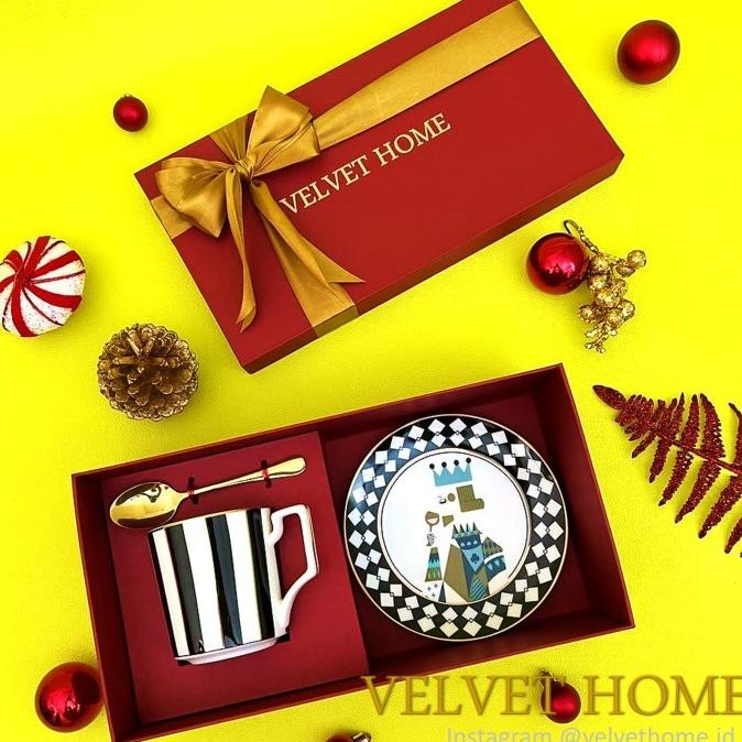 

Hampers kado mug gelas piring gift parcel natal lebaran imlek hadiah ABD