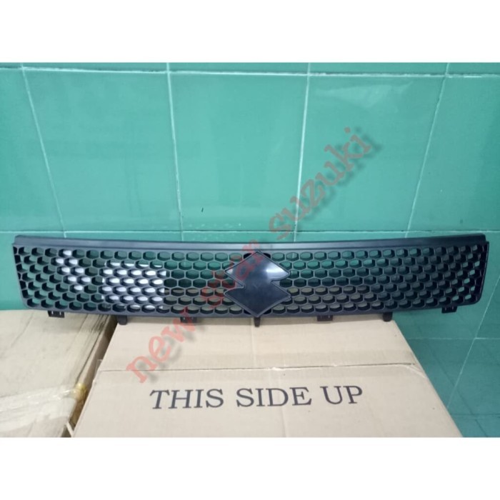 Grill radiator suzuki swift GL