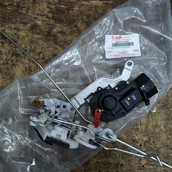 door lock depan kanan apv arena