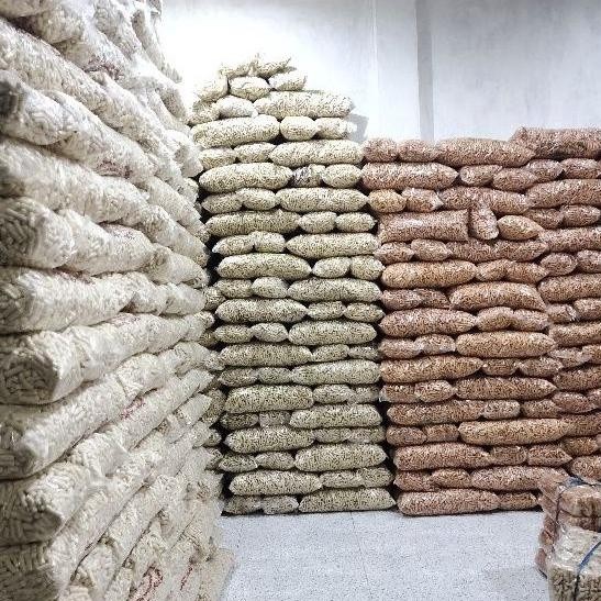 

hj-54 Stik kerupuk tongkol/ krupuk stik tongkol 1 kilogram Terlaris