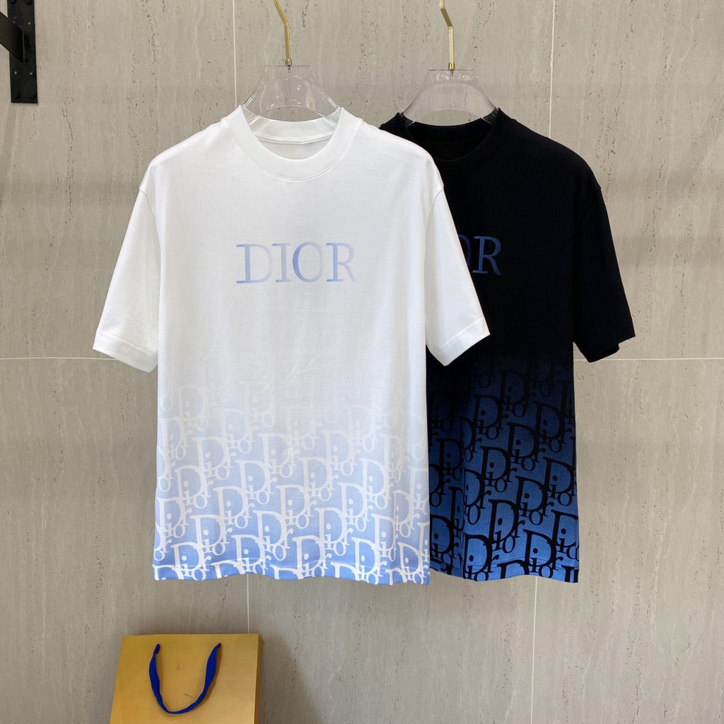 

【1065People Collection】New Summer Trendy Letter Gradient Print Crew Neck Short Sleeve Milk Silk T Men's and Women's Casual T-shirt