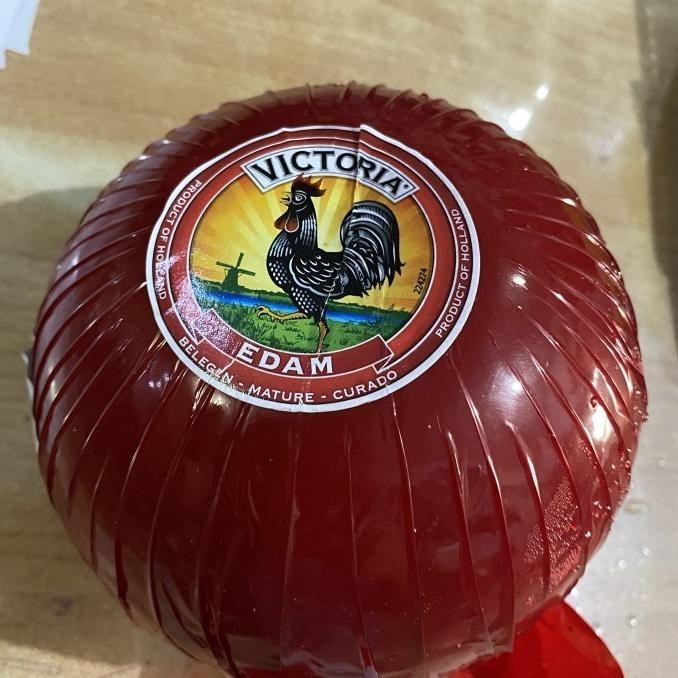 

FRESHKIRIM- EDAM CHEESE POTONGAN REPACK / KEJU EDAM AYAM VICTORIA VARIANT GRAMASI