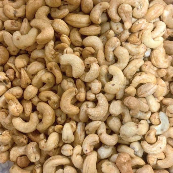 

Sale 1Kg Kacang Mede Asin Original Standart