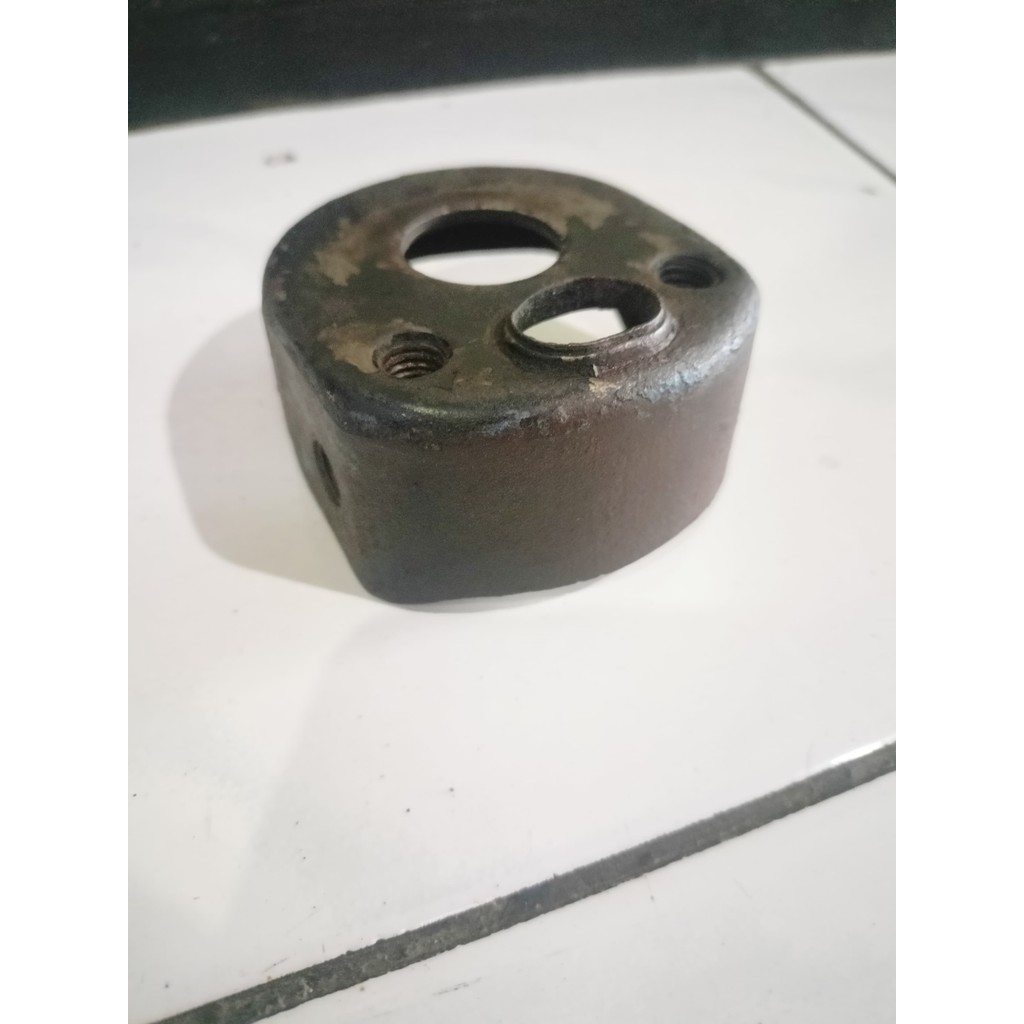 Pangkoan Dudukan Stang Honda C70 BAgian Bawah Original Second Product