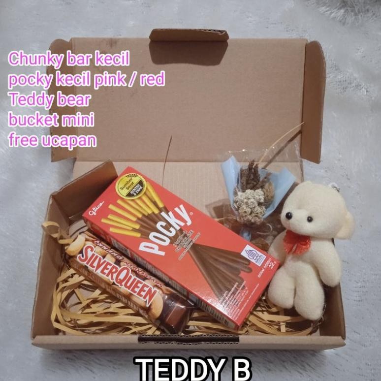 

TERMURAH HAMPERS COKLAT SILVERQUEEN KADO ULANG TAHUN VALENTINE ANIVERSARY WISUDA GIFT PACK LEBARAN NATAL ka-79
