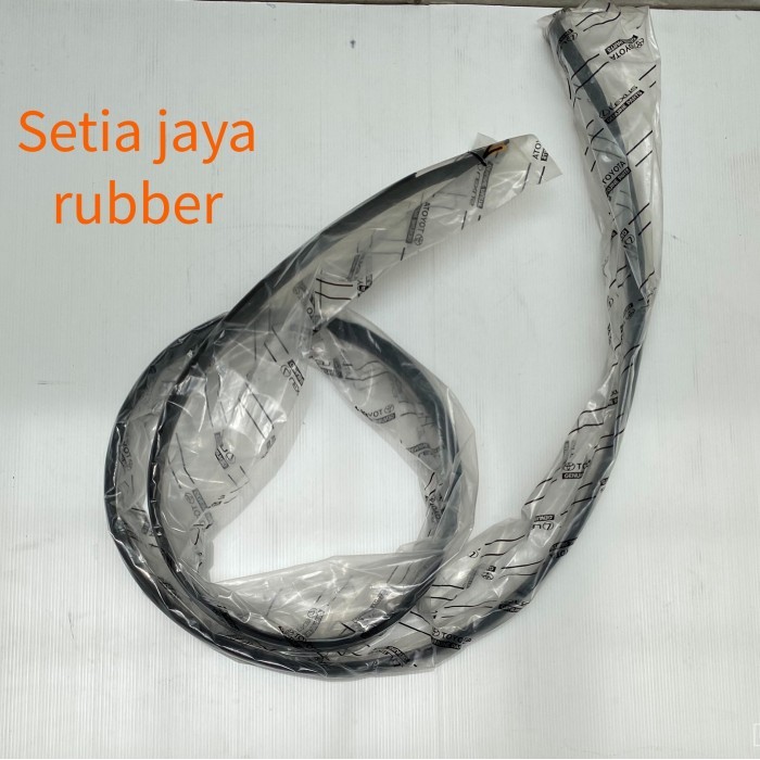 

TERBARU! Karet mouling roof atas atap toyota innova orisinil