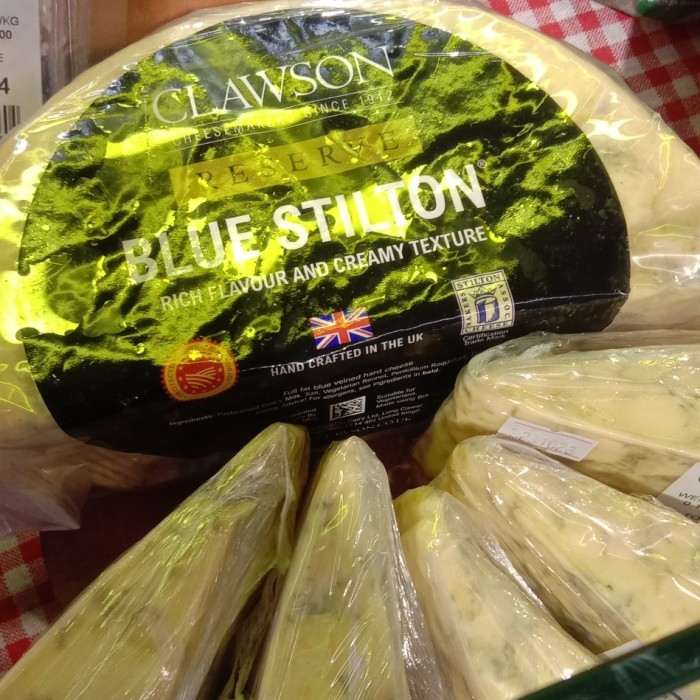 

Blue cheese blue stilton cheese/keju biru 500 gr