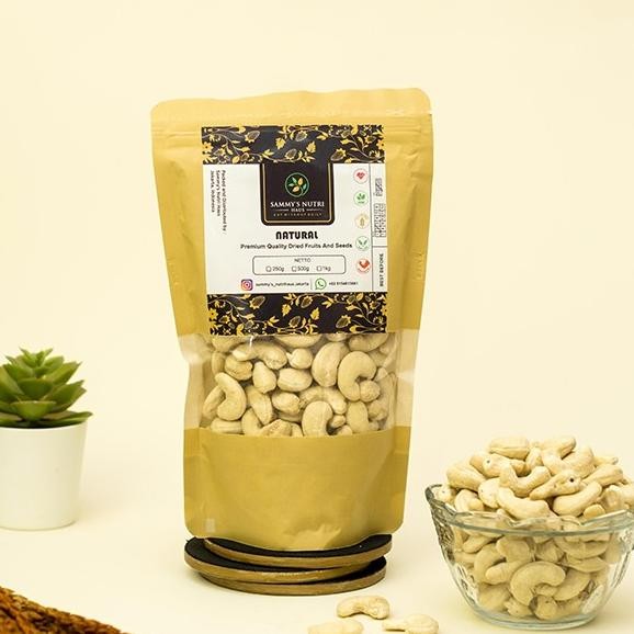 

RAW CASHEW PREMIUM NATURAL 250G (KACANG MEDE / KACANG METE MENTAH)