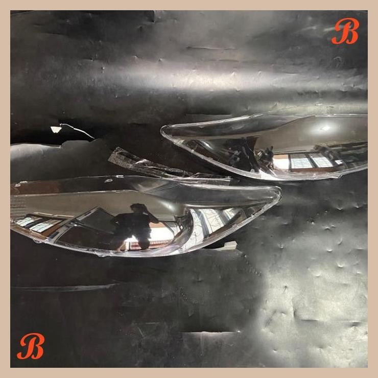 [SYA] KACA MIKA LAMPU DEPAN HEADLAMP FORD FIESTA 2009 - 2012