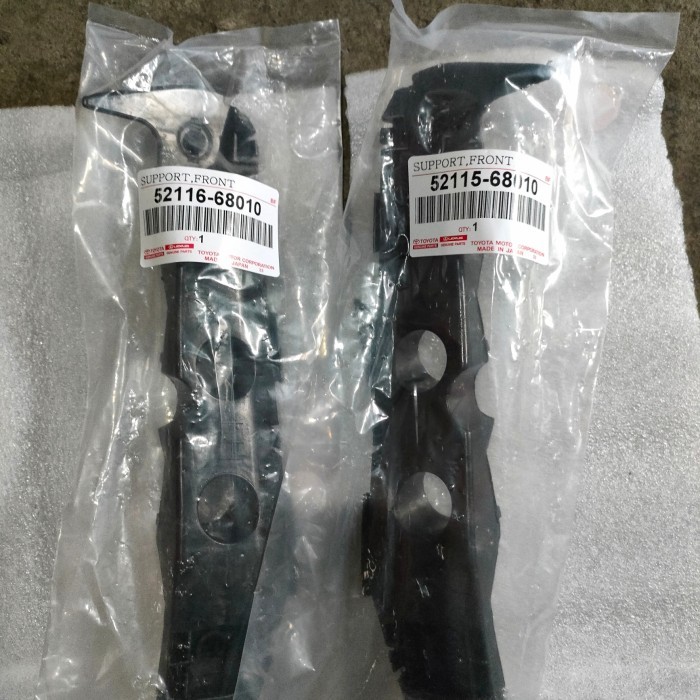 Breket Bumper Depan Toyota Wish