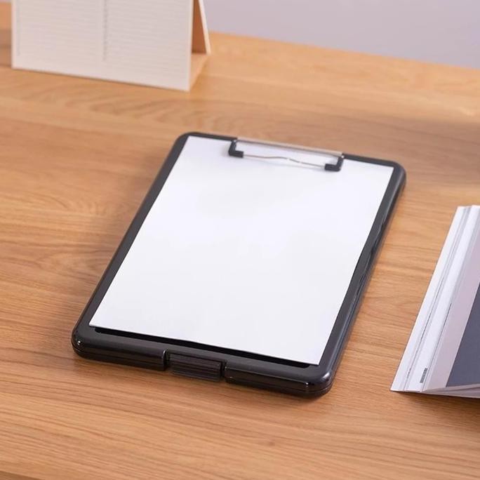 

PROMO / Triple W Papan Ujian Jalan Tulis Clip 2 in 1 Clipboard + Storage Alas Organizer Kantor Stationery Non COD