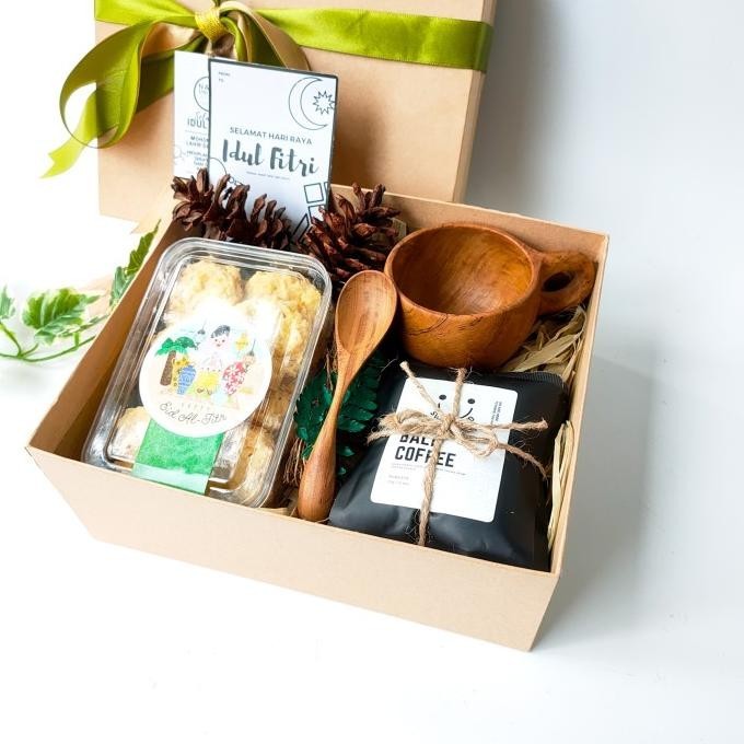 

New! HAMPERS LEBARAN PARCEL LEBARAN PARSEL IDUL FITRI NATAL KADO NIKAHAN MC - TANPA GRAFIR Lebaran