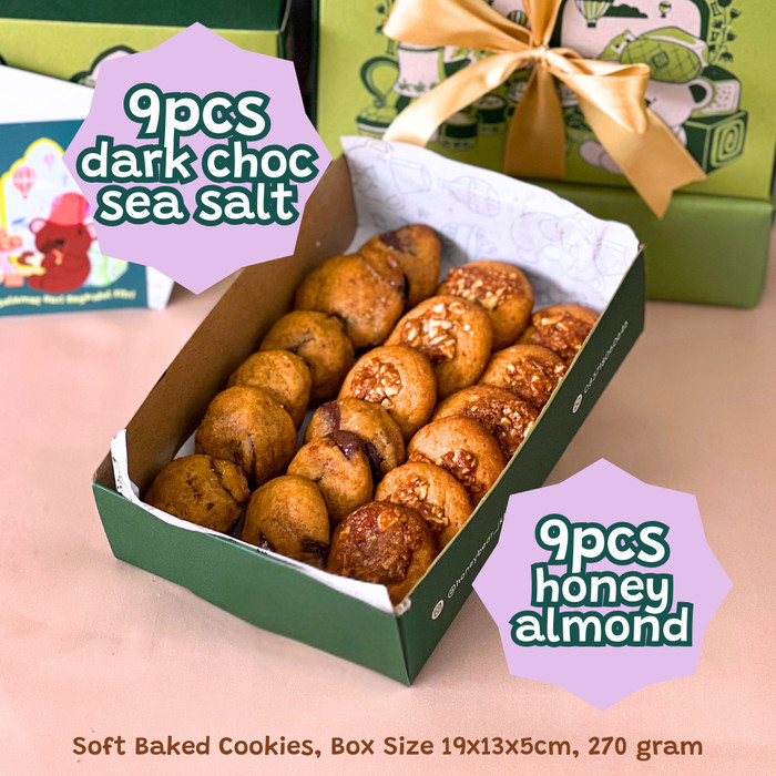 

STAR BOX 18PCS HAMPERS RAMADAN IDUL FITRI LEBARAN KUE KERING COOKIES
