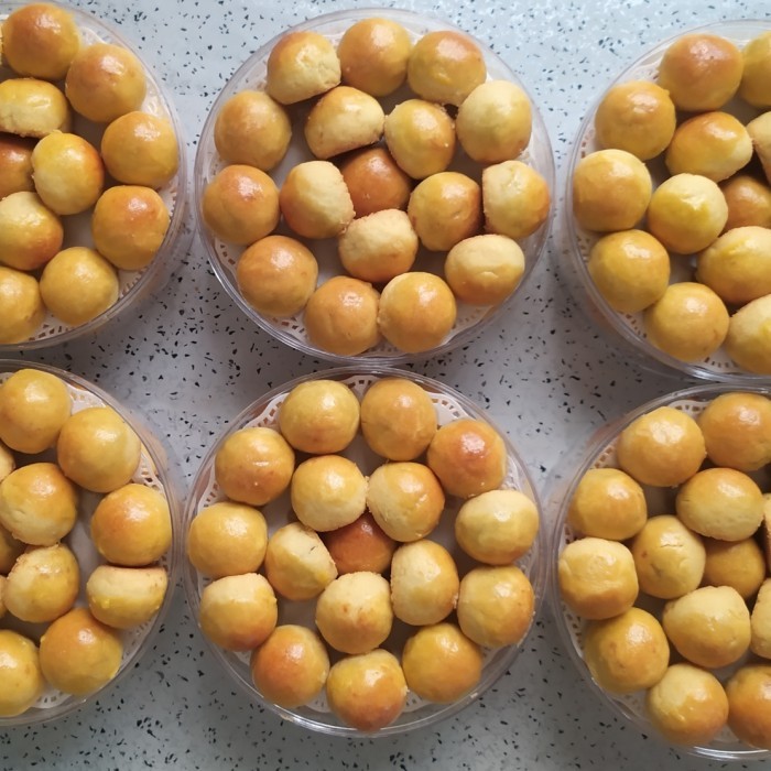

KUE KERING NASTAR WIJSMAN - PINEAPPLE TART WISMAN COOKIES - 500 GRAM
