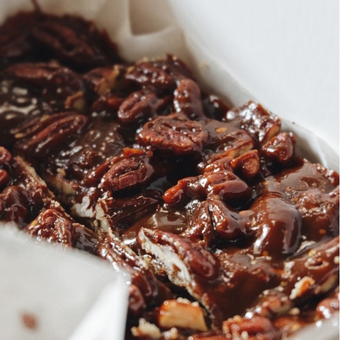 

VEGAN PECAN PIE BARS - NO REFINED SUGAR & GF - REBUILD OFFICIAL