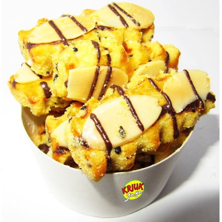 

KUE ALMOND