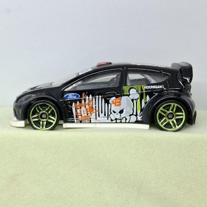 TERBATAS FORD FIESTA KEN BLOCK HOT WHEELS REGULAR