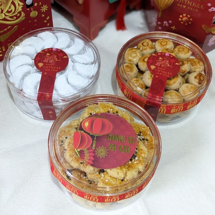 

Hampers imlek Paket 3 in 1, Chui Kao So, Putri Salju, Kuker Kacang