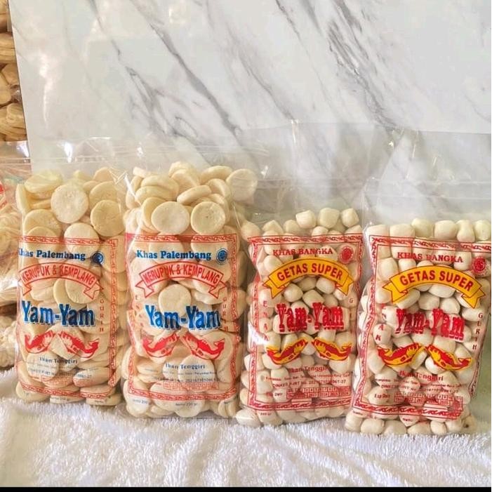 

Sale kerupuk getas 2 dan mini 2 bungkus Ready