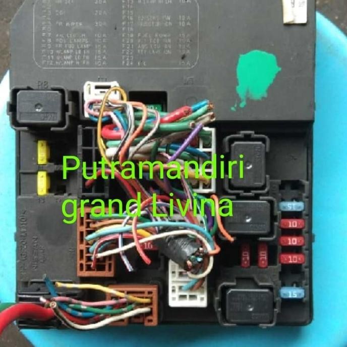 Fuse box sekring Nissan Grand Livina