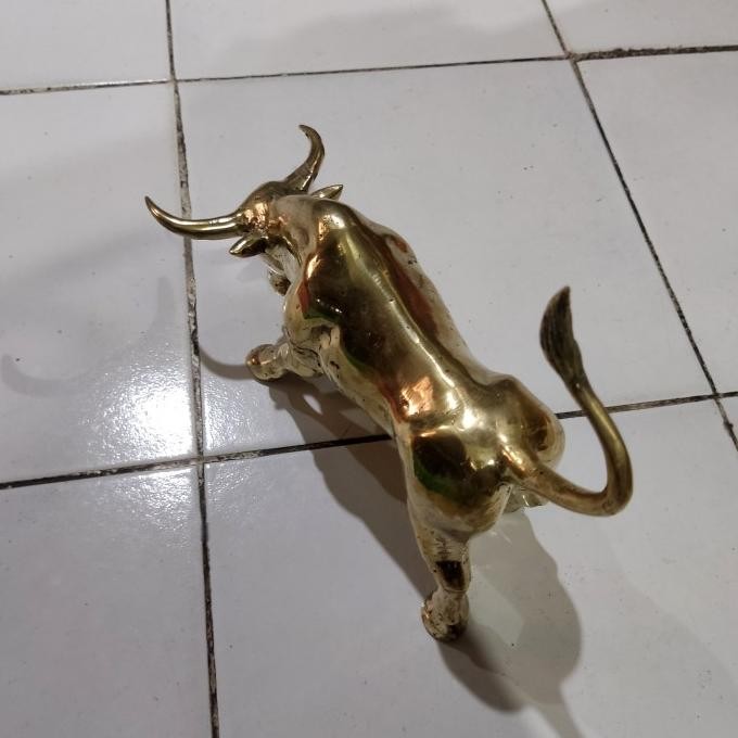 ```````] Patung Banteng Bull Logam Kuningan Kerbau Brass Dekorasi Shio Buffalo