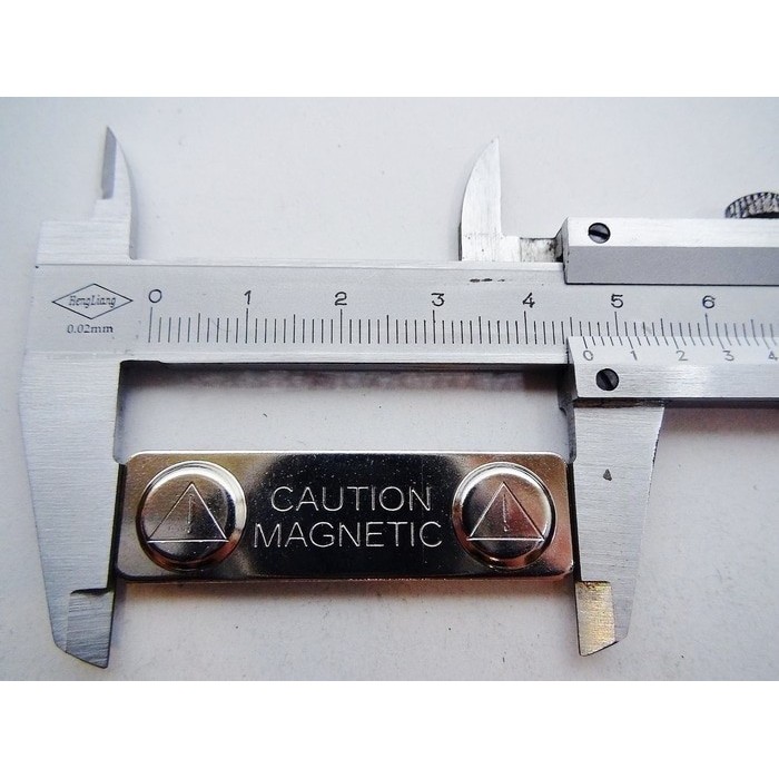 

ISI 100SET MAGNET NAMA DADA NAMETAG NEODYMIUM 45MM X 13MM NAME TAG