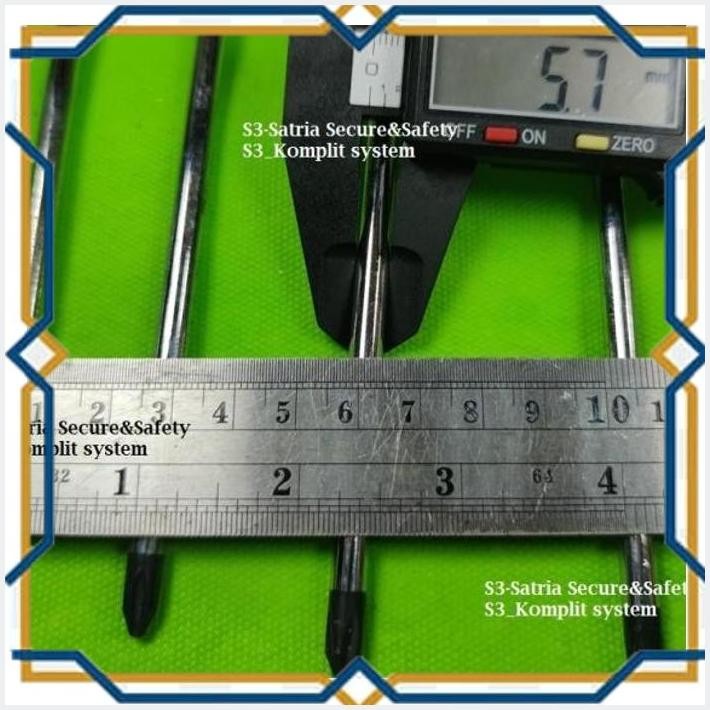 [SSC] OBENG + MAGNET 15CM 6MM ( OBENG PLUS 15 CM OBENG DIAMETER 6 MM )