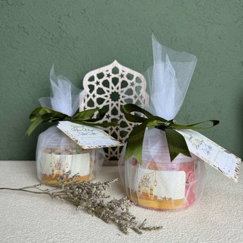 

Sale HAMPERS LEBARAN AISHA HAMPERS IDUL FITRI 1 TOPLES 400ML HAMPERS CEMILAN SNACK KUE HAMPERS IDUL FITRI 2024 Murah