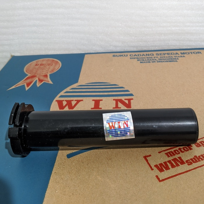 WIN Pipa Selongsong Gas HITAM Yamaha  Vixion Lama old 2008 2009 2010 ( pipa gas vixion/ vixion 2010 