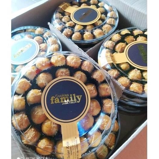 

Kue Kering Family 500Gr Terlaris! Produk Ini Banyak Dicari