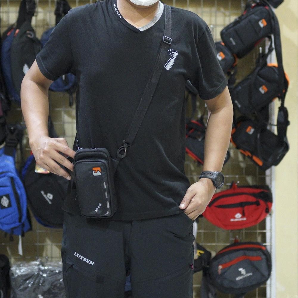 ter-46 Zarventure Hpc 02 Tas HP Dompet Slingbag Tas Selempang Pinggang HP Original