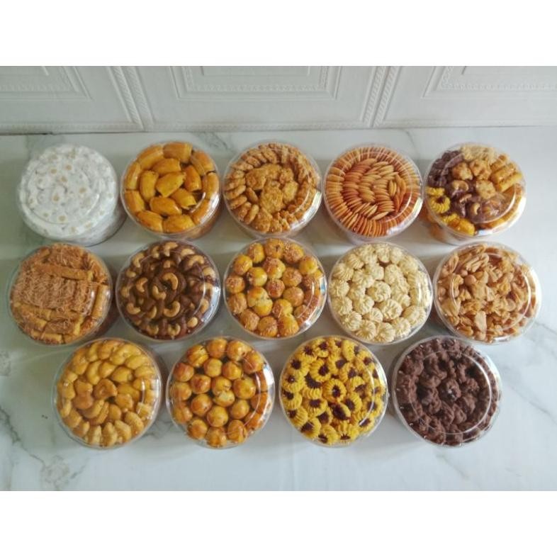 

Best Seller & Terlaris || Nastar Keju/Klasik/Jumbo/Castengel/Putrisalju/Coklatmede/Sagukeju/Coklatchip/Sempritnanas/Lidahkucing/Kuekacang/Cornflake Diskon