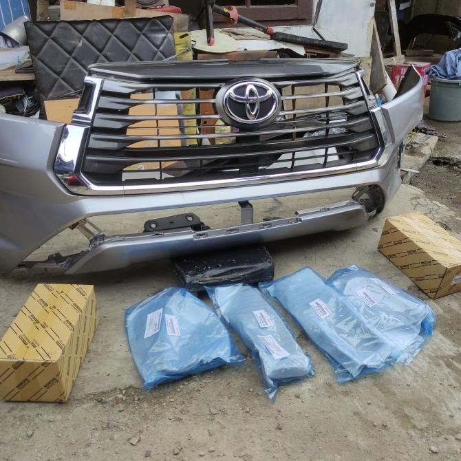 " Bumper Inova Reborn Facelift "