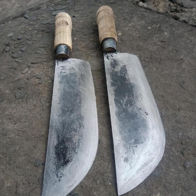 

READY PISAU CACAH DAGING PISAU DAPUR PEMOTONG AYAM PISAU PENGUPAS KELAPA ASLI MADURA BAHAN BAJA PER PILIHAN KITCHENWARE