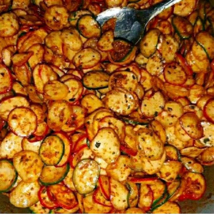 

KOMPLIT Seblak Kerupuk Bantat Seblak Kerupuk Bawang pedas daun jeruk 250gram makanan Kering Snacks